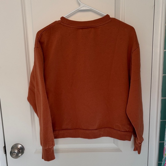 Yellowstone Dutton Ranch Sweatshirt - Picture 3 of 4